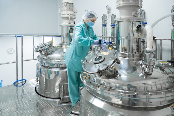 SUPAC guidelines are not regulations, but they are influential within pharmaceutical manufacturing